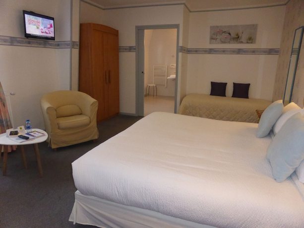Imagen de la habitación del Hotel Hostellerie Saint Louis. Foto 18