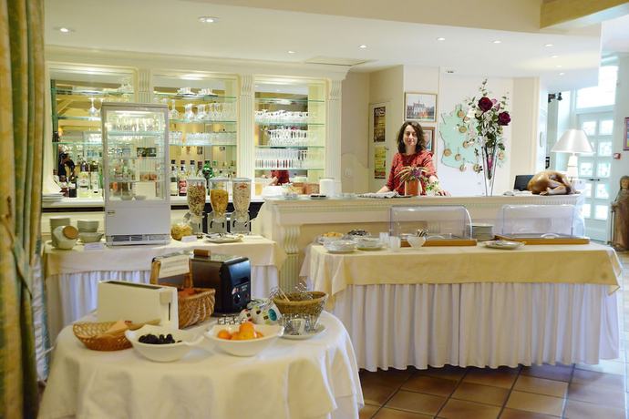 Imagen del bar/restaurante del Hotel Hostellerie Saint Louis. Foto 6