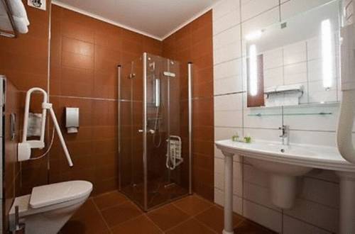 Imagen de la habitación del Hotel Hostellerie St Vincent. Foto 5