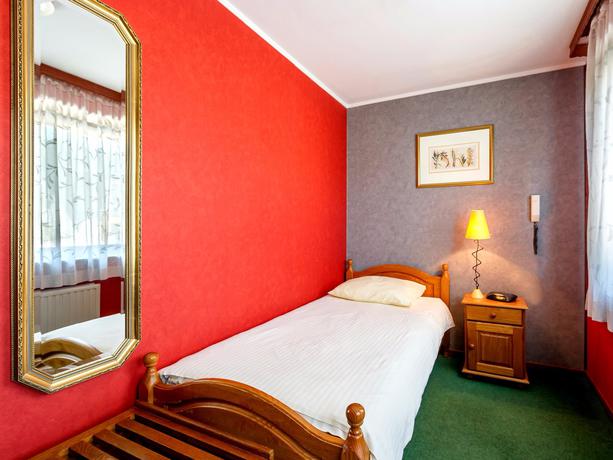 Imagen de la habitación del Hotel Hostellerie Val Fleuri. Foto 5