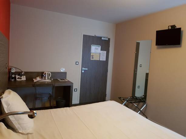Imagen de la habitación del Hotel Hostellerie a la Bonne Auberge. Foto 8