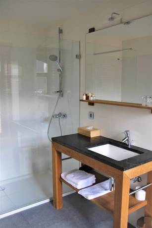 Imagen de la habitación del Hotel Hostellerie de Biek. Foto 13