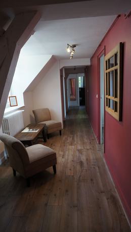 Imagen de la habitación del Hotel Hostellerie de la Porte Bellon. Foto 14