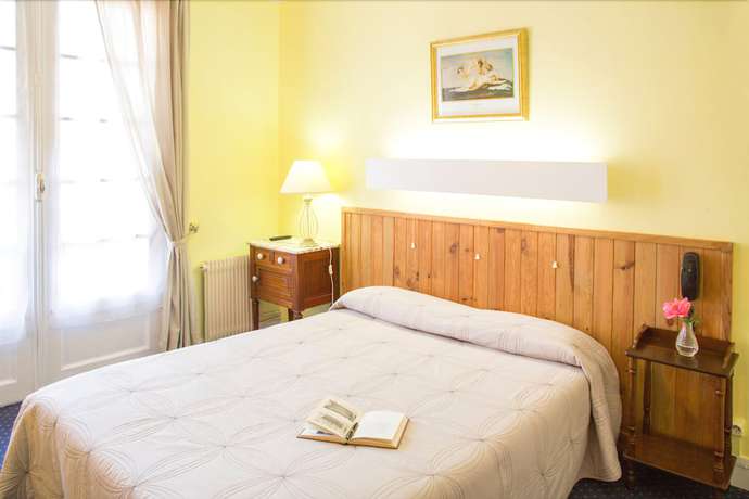 Imagen de la habitación del Hotel Hostellerie de la Roseraie. Foto 16