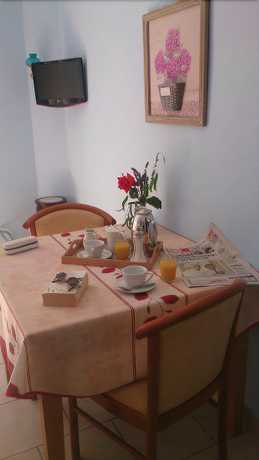 Imagen de la habitación del Hotel Hostellerie de la Roseraie. Foto 17