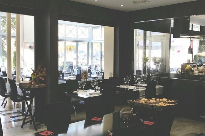 Imagen general del Hotel Hostellerie de la Vendee. Foto 11