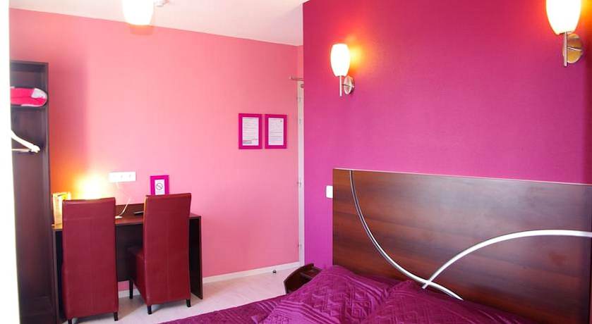 Imagen de la habitación del Hotel Hostellerie du Centrotel et Spa. Foto 8