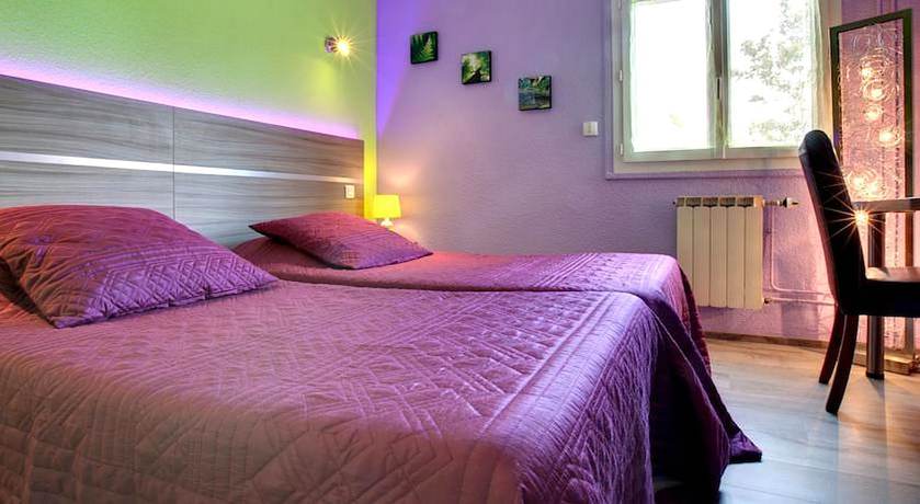 Imagen de la habitación del Hotel Hostellerie du Centrotel et Spa. Foto 15