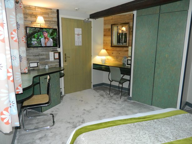 Imagen de la habitación del Hotel Hostellerie du Ch&acirc;teau, Eguisheim. Foto 4