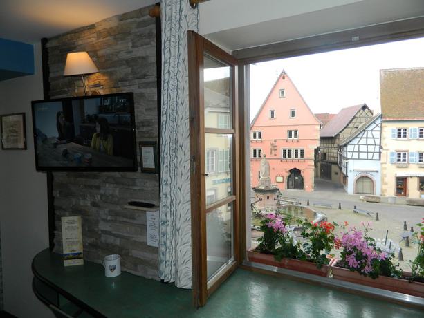 Imagen de la habitación del Hotel Hostellerie du Ch&acirc;teau, Eguisheim. Foto 6