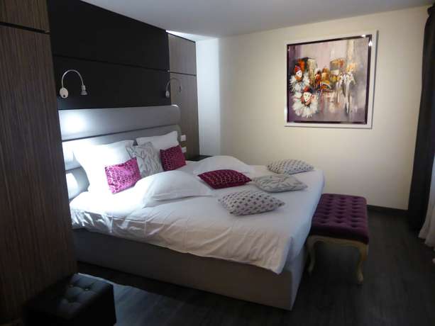Imagen de la habitación del Hotel Hostellerie du Ch&acirc;teau, Eguisheim. Foto 10