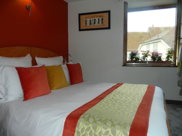 Imagen de la habitación del Hotel Hostellerie du Ch&acirc;teau, Eguisheim. Foto 14