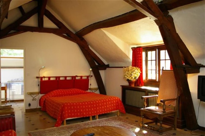 Imagen de la habitación del Hotel Hostellerie du Château de l\'Isle. Foto 5