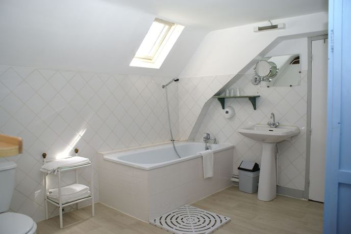 Imagen de la habitación del Hotel Hostellerie du Château de l\'Isle. Foto 19