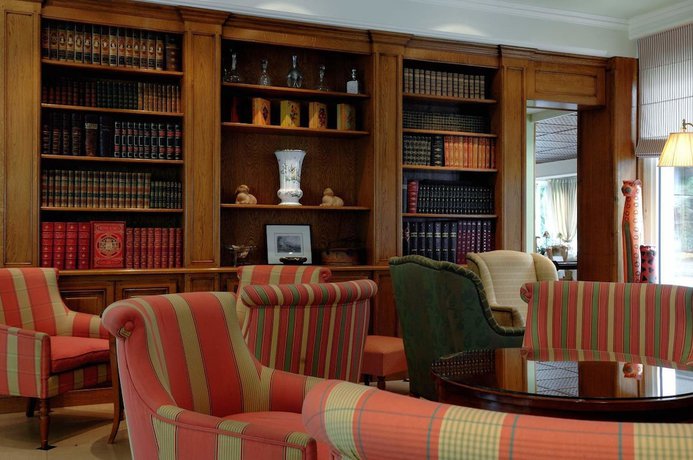 Imagen de los interiores del Hotel Hostellerie du Moulin des Ruats. Foto 19