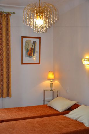 Imagen de la habitación del Hotel Hostellerie du Parc, Cambo Les Bains. Foto 11