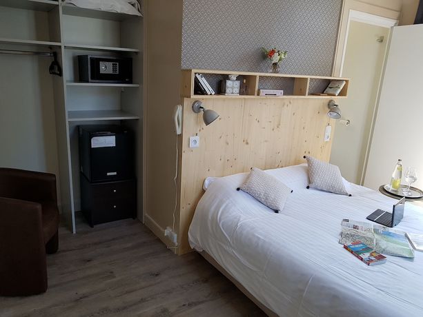 Imagen de la habitación del Hotel Hostellerie du Parc, Cambo Les Bains. Foto 14