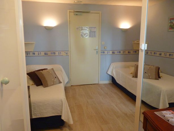 Imagen de la habitación del Hotel Hostellerie du Parc, Cambo Les Bains. Foto 18