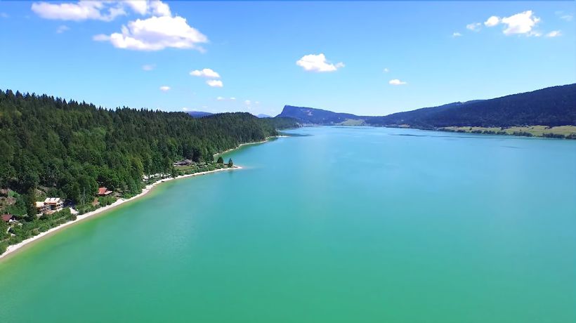 Imagen de los exteriores del Hotel Hostellerie la Baie du Lac. Foto 5