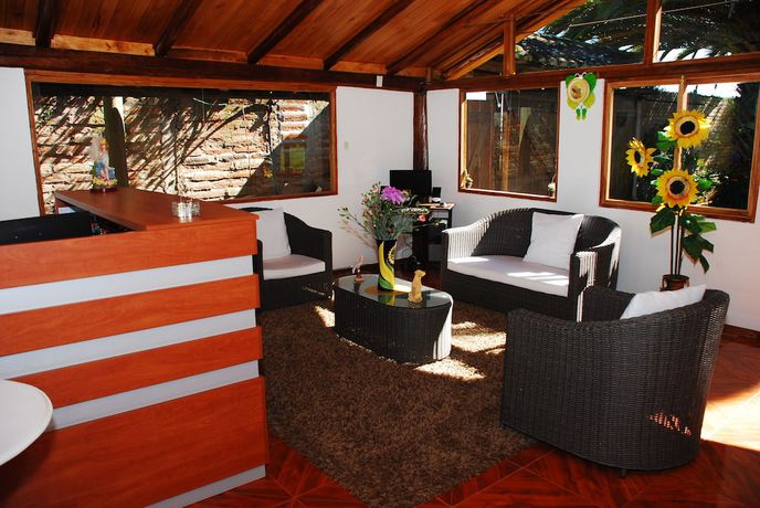 Imagen de los interiores del Hotel Hosteria Airport Garden. Foto 19