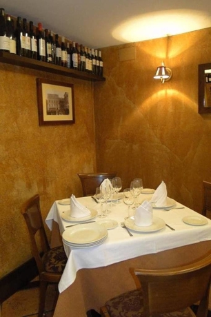 Imagen del bar/restaurante del Hotel Hosteria Casa Vallejo. Foto 7