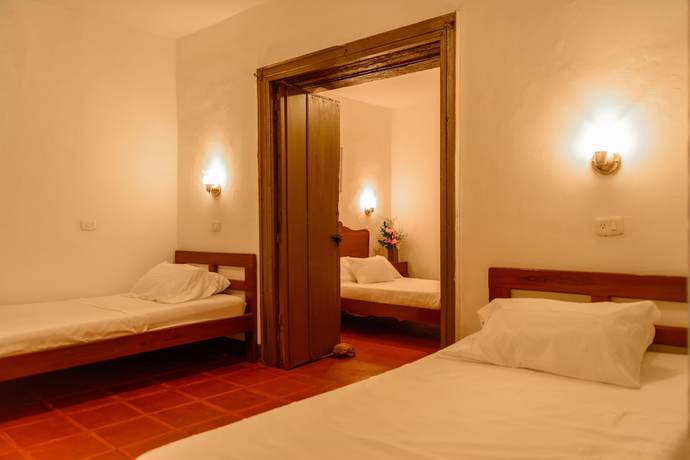 Imagen de la habitación del Hotel Hosteria Colonial La Cueva de Leo. Foto 5