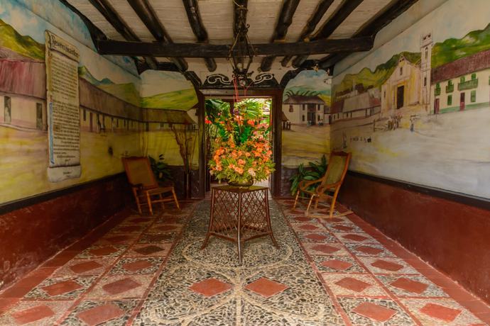 Imagen de los interiores del Hotel Hosteria Colonial La Cueva de Leo. Foto 19