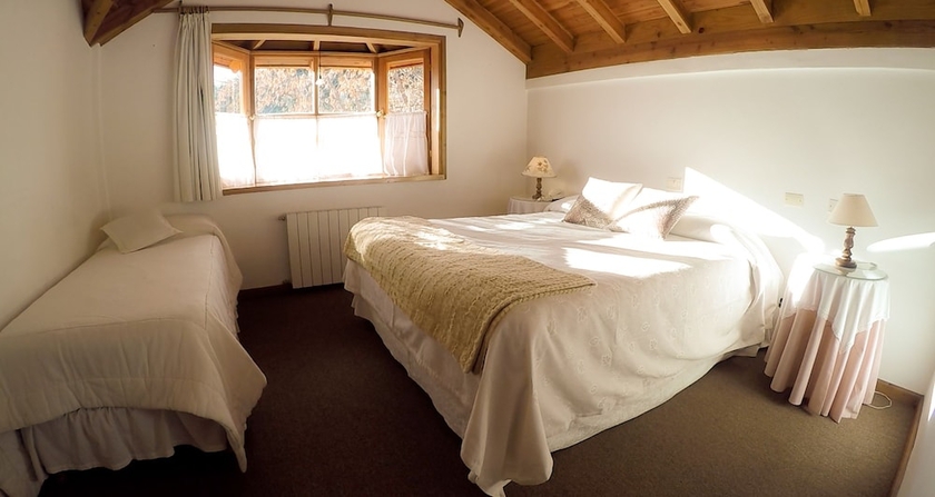 Imagen de la habitación del Hotel Hosteria El Arbol Duende. Foto 10