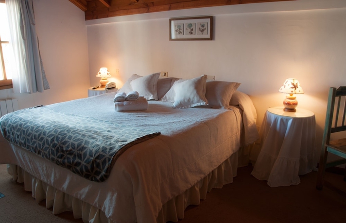 Imagen de la habitación del Hotel Hosteria El Arbol Duende. Foto 19