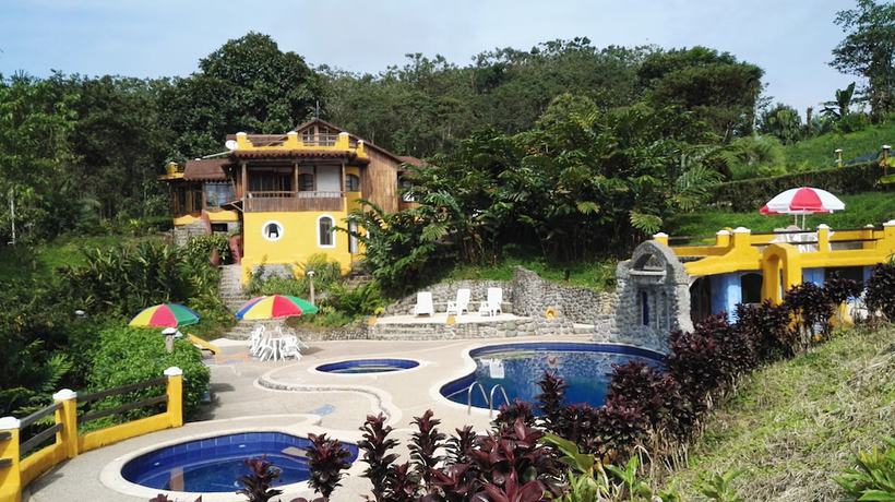 Imagen de la piscina del Hotel Hosteria El Encanto. Foto 18