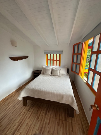 Imagen de la habitación del Hotel Hosteria El Paraiso, Jardin. Foto 10