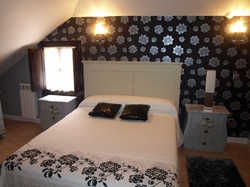 Imagen de la habitación del Hotel Hosteria El Pomar. Foto 5