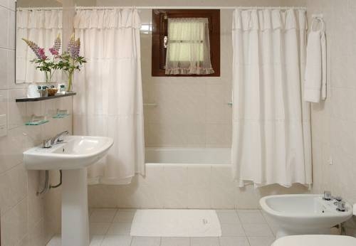 Imagen general del Hotel Hosteria El Retorno. Foto 10