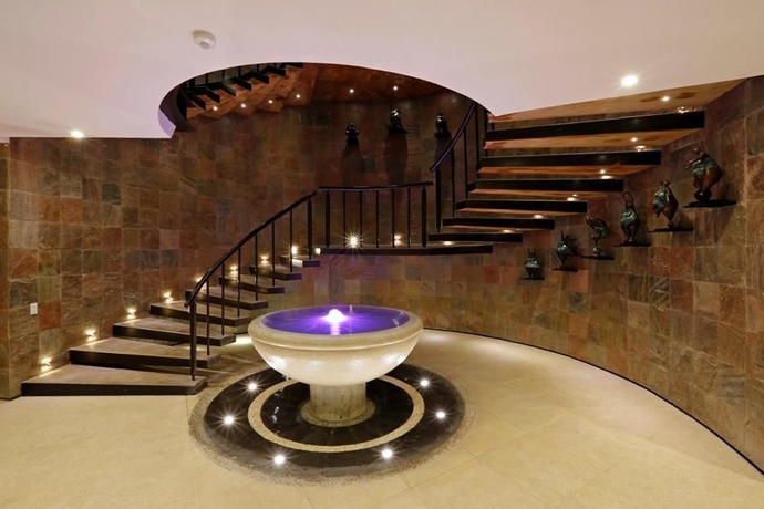 Imagen de los exteriores del Hotel Hosteria Las Quintas. Foto 7