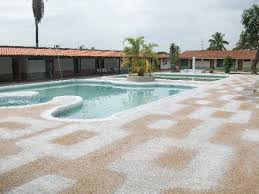 Imagen de la piscina del Hotel Hosteria Los Guasimitos. Foto 4