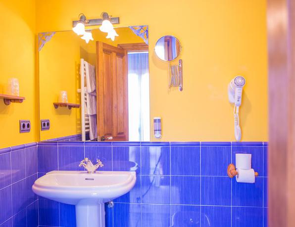 Imagen de la habitación del Hotel Hosteria Los Laureles. Foto 3