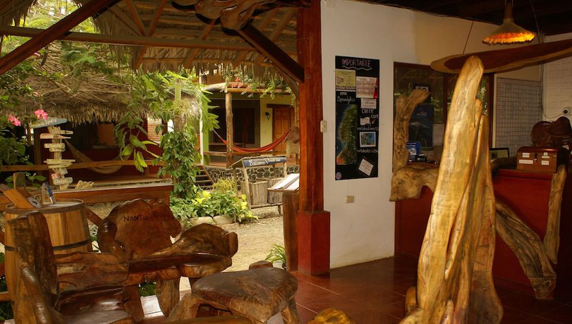 Imagen del bar/restaurante del Hotel Hosteria Nantu. Foto 2