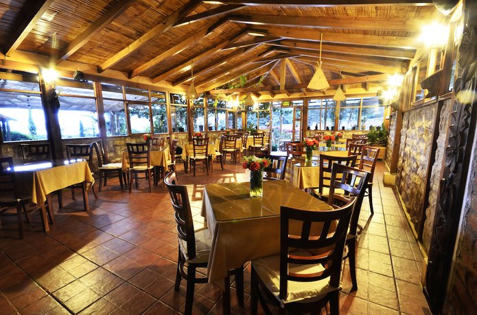 Imagen del bar/restaurante del Hotel Hosteria Quinta San Miguel. Foto 2