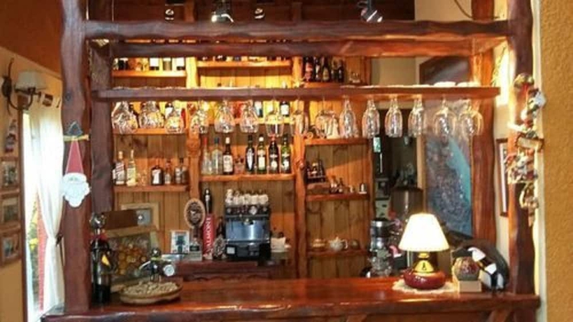 Imagen del bar/restaurante del Hotel Hosteria Rukahue. Foto 5