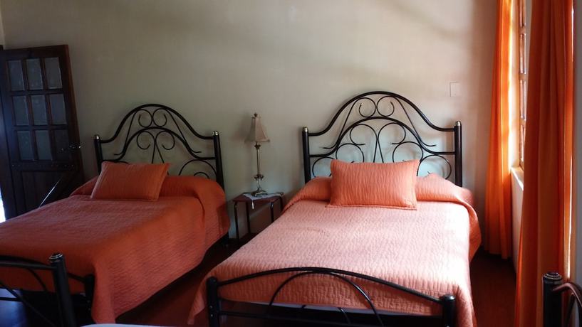 Imagen de la habitación del Hotel Hosteria San Carlos Tababela. Foto 13