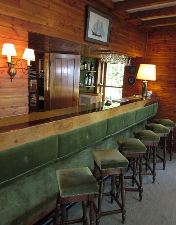 Imagen del bar/restaurante del Hotel Hosteria Santa Rita. Foto 18