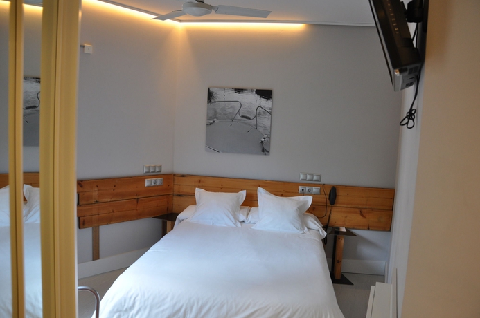 Imagen de la habitación del Hotel Hosteria Santander. Foto 9