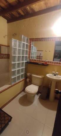 Imagen de la habitación del Hotel Hosteria Tonusco Campestre, Santa Fe de Antioquia. Foto 1