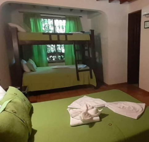 Imagen de la habitación del Hotel Hosteria Tonusco Campestre, Santa Fe de Antioquia. Foto 5