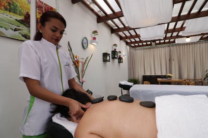 Imagen de la piscina del Hotel Hosteria Totoral. Foto 17