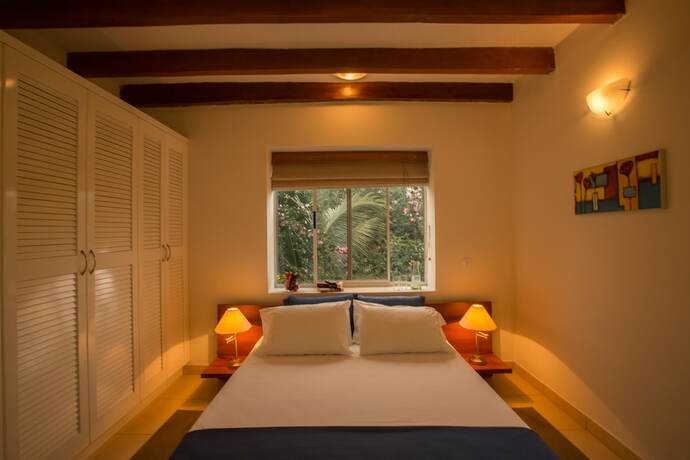 Imagen de la habitación del Hotel Hosteria del Parque Machalilla. Foto 13