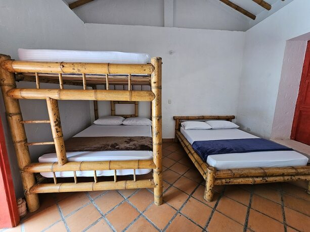 Imagen general del Hotel Hoster&iacute;a Brisas del R&iacute;o. Foto 8