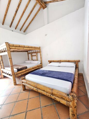 Imagen general del Hotel Hoster&iacute;a Brisas del R&iacute;o. Foto 10