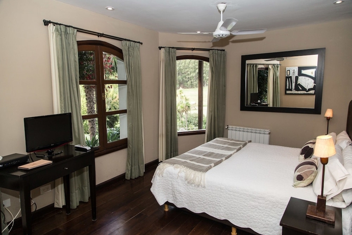 Imagen de la habitación del Hotel Hoster&iacute;a De La Cascada. Foto 3
