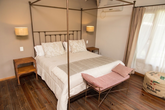 Imagen de la habitación del Hotel Hoster&iacute;a De La Cascada. Foto 5